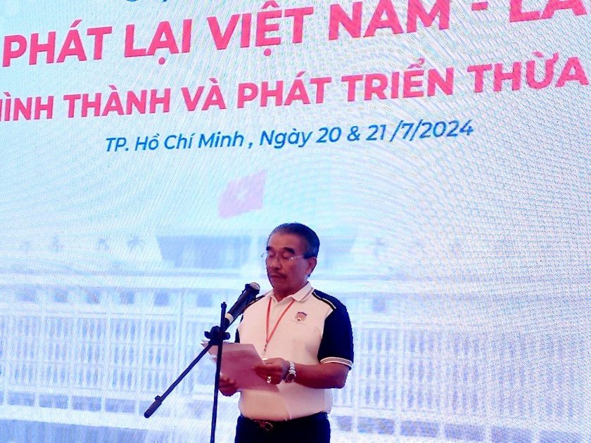 Ông Lê Mạnh Hùng, Chủ tịch Hội Thừa phát lại TP. HCM phát biểu tại buổi lễ kỷ niệm