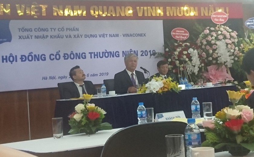 Vinaconex: Quy chế hoạt động của HĐQT gây chia rẽ làm nóng phiên họp Đại hội đồng cổ đông