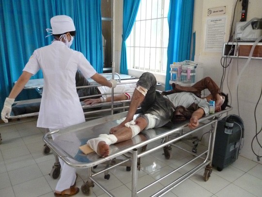 Bệnh viện Đa khoa khu vực Cam Ranh, tỉnh Khánh Hòa cấp cứu nạn nhân trong một vụ tai nạn. Ảnh: NLD