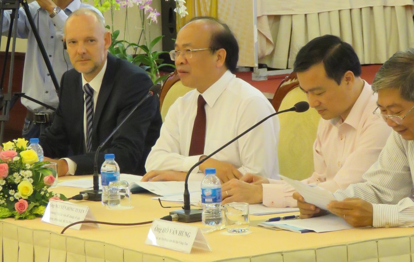 Thứ trưởng Phan Chí Hiếu cho biết, Bộ Tư pháp vẫn đang nỗ lực kiện toàn bộ phận pháp chế, tháo gỡ những vướng mắc khó khăn của các địa phương.