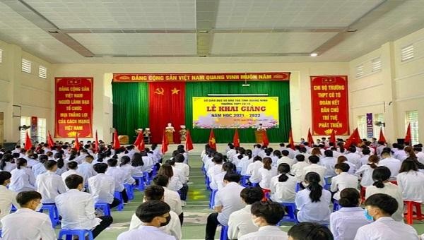 Lễ khai giảng năm học 2021 - 2022 tại trường THPT Cô Tô.