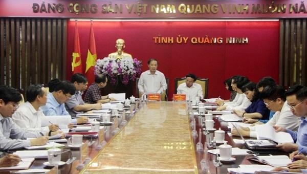 Quang cảnh buổi làm việc.