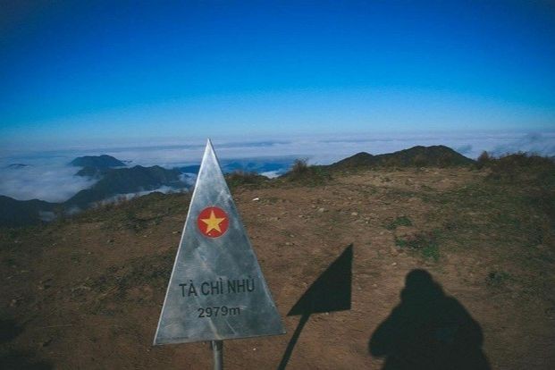 Tà Chì Nhù là ngọn núi cao thứ 7 tại Việt Nam với độ cao 2979m.