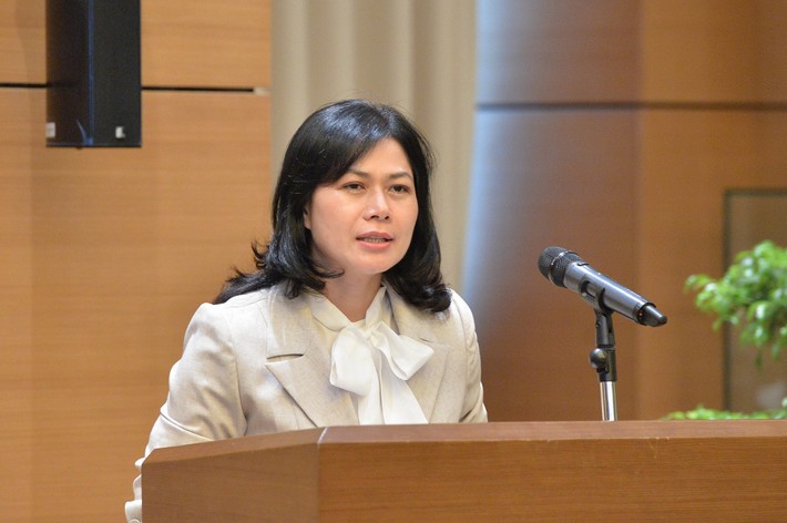 Vụ trưởng Vụ Văn phòng Đảng đoàn Quốc hội Vũ Thị Lan Anh phát biểu tại buổi lễ. Ảnh: Hồ Long