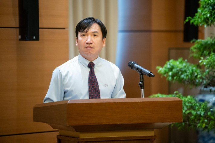 Vụ trưởng Vụ Tổ chức - Cán bộ, Văn phòng Quốc hội Trịnh Ngọc Đức công bố Quyết định của Chủ nhiệm Văn phòng Quốc hội về bổ nhiệm cán bộ
