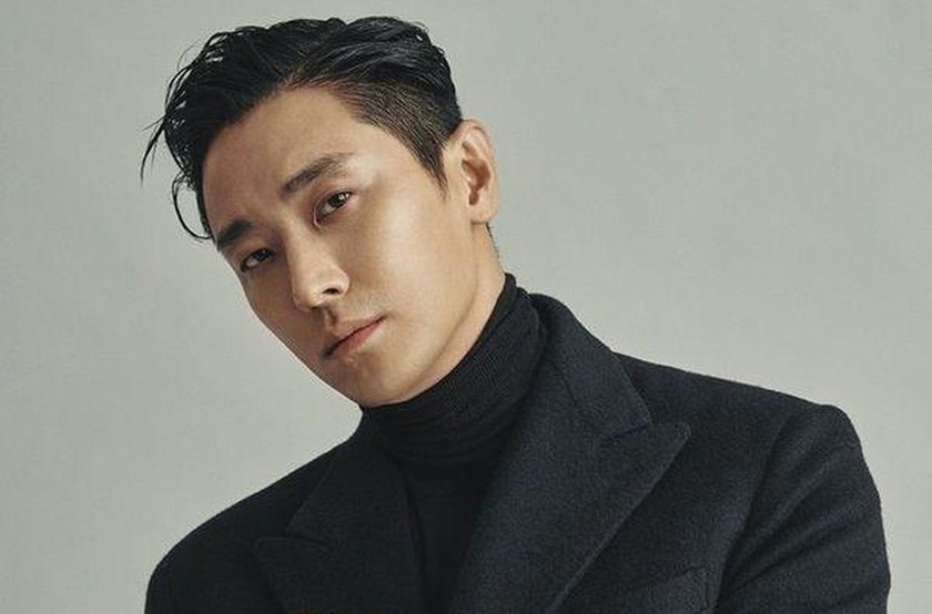 'Thái tử' Joo Ji Hoon lấy lại ánh hào quang sau scandal thế nào?