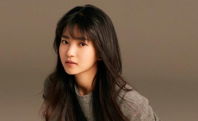 Kim Tae Ri tiếc nuối với kết phim “Tuổi 25, Tuổi 21”.