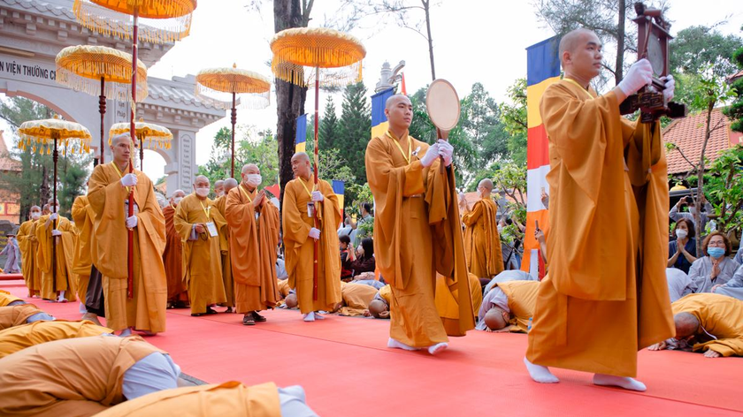 Đại giới đàn Thiện Hoa thu hút hàng vạn lượt Phật tử thập phương về tham dự, chiêm bái. Ảnh: BTC.