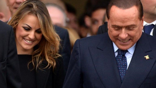 Cựu Thủ tướng  Italia Berlusconi sắp cưới vợ kém 50 tuổi?