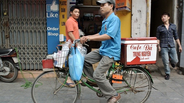 Cà phê dạo thật, giả tùy… tâm người bán