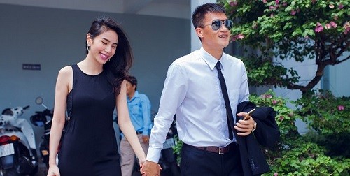 Thủy Tiên: “Ở nhà, tôi thích bạo lực với Công Vinh hơn“