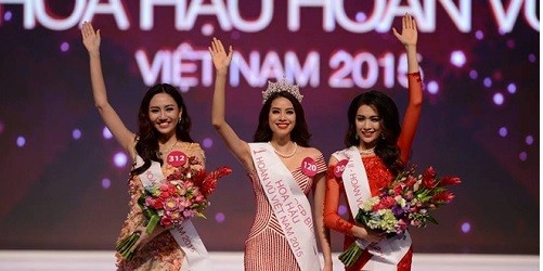 Thí sinh bị “tố” phẫu thuật thẩm mỹ đăng quang Hoa hậu Hoàn vũ VN 2015