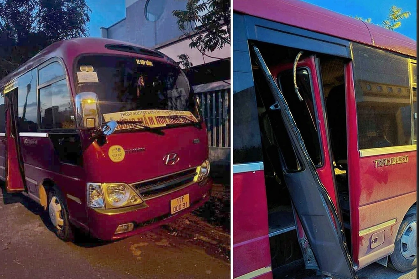 Hình ảnh chiếc xe đưa đón của trường Mầm non tư thục Hồng Nhung cơ sở 2 bị đập cửa để đưa cháu bé trong xe ra ngoài. Ảnh: Dân Trí