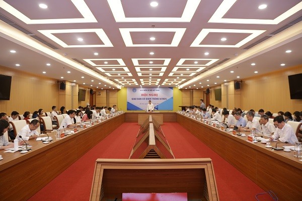 Tổng Giám đốc BHXH Việt Nam Nguyễn Thế Mạnh chủ trì Hội nghị giao ban cơ quan BHXH Việt Nam tháng 6/2024.