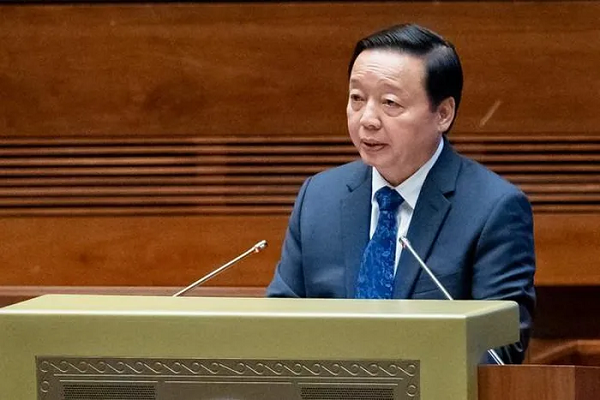 Phó Thủ tướng Trần Hồng Hà cho rằng, cần mở rộng, nâng cao chất lượng BHYT toàn dân và dịch vụ y tế.