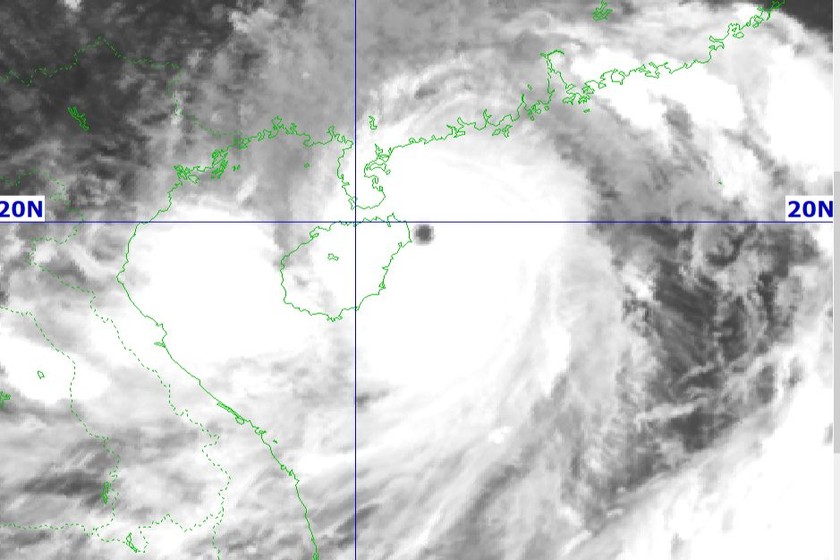 Bão số 3 cách Quảng Ninh khoảng 450km về phía Đông Đông Nam. Ảnh: Trung tâm dự báo KTTV Quốc gia