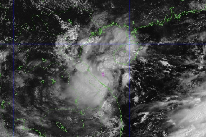 Vị trí bão số 4. Ảnh: Trung tâm dự báo KTTV Quốc gia 