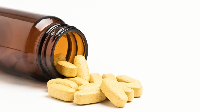 Tác dụng của Vitamin C liều cao trong điều trị COVID-19 vẫn đang được nghiên cứu.Ảnh: Skynews