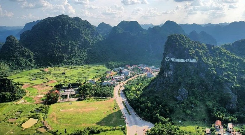 Một số người tại vùng Phong Nha-Kẻ Bàng còn nghe thấy tiếng nổ trong lòng đất trước khi có rung lắc.