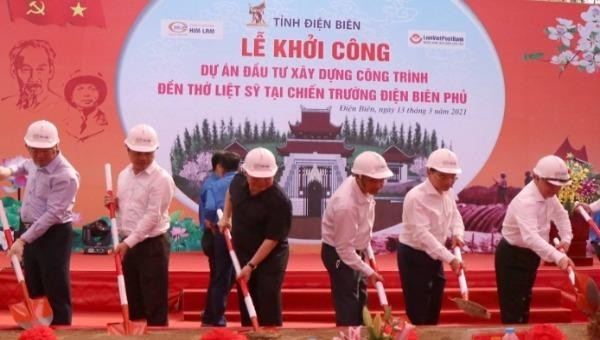 Lễ khởi công xây dựng công trình Đền thờ Liệt sĩ tại Chiến trường Điện Biên Phủ.