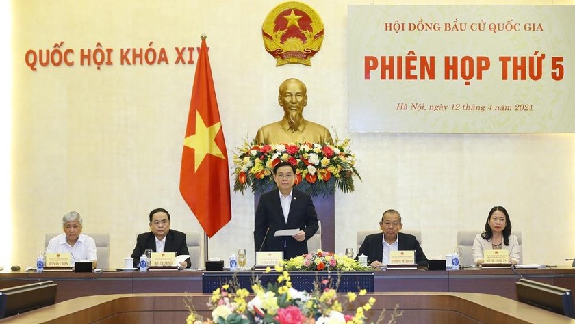 Chủ tịch Quốc hội - Chủ tịch Hội đồng bầu cử quốc gia Vương Đình Huệ phát biểu chỉ đạo tại phiên họp  thứ 5.