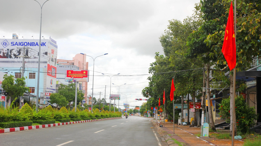 Không khí kỷ niệm Tết Độc lập năm nay rất đặc biệt khi toàn dân "ở nhà là yêu nước" để phòng chống dịch COVID-19.