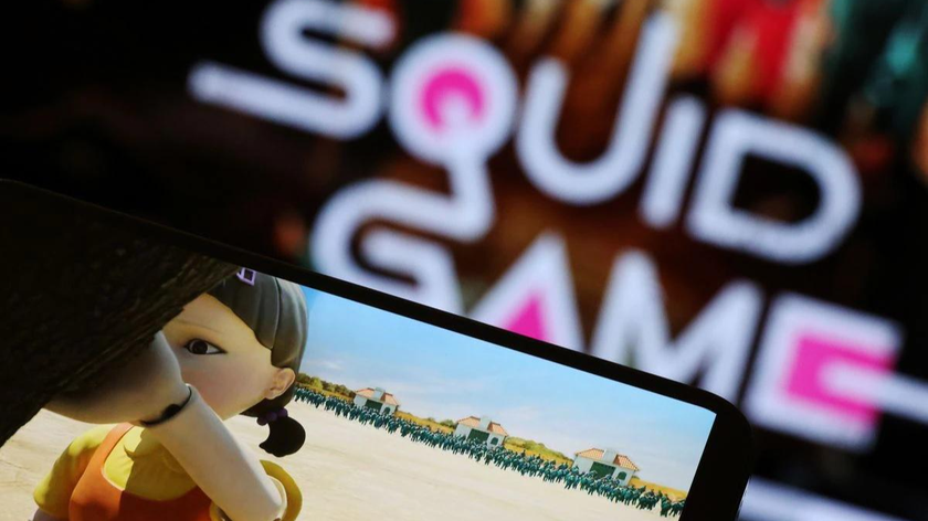 Loạt phim Netflix "trò chơi con mực" (Squid Game) đã khiến lưu lượng truy cập internet ở Hàn Quốc "bùng nổ". Ảnh: Reuters