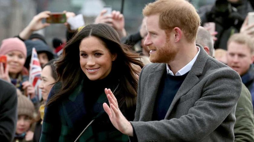 Meghan và Harry trong một cuộc dạo chơi tại lâu đài Edinburgh vào năm 2018. Ảnh: Reuters