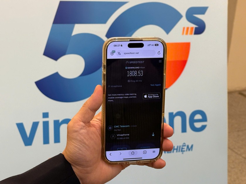 VinaPhone 5G tiên phong siêu tốc độ, sử dụng các thiết bị, công nghệ hiện đại nhất và mang lại tốc độ internet 5G nhanh nhất Việt nam dựa trên băng tần ưu việt 3.700-3.800 Mhz.