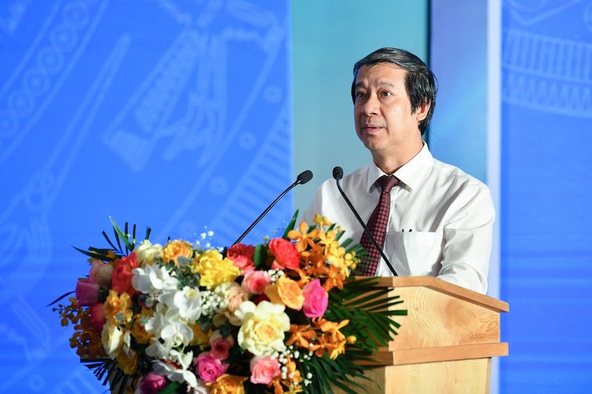 Bộ trưởng Nguyễn Kim Sơn phát biểu tại Hội nghị. Ảnh: Bộ GD&ĐT