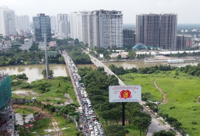 Tuyến đường Nguyễn Hữu Thọ, đoạn qua huyện Nhà Bè.