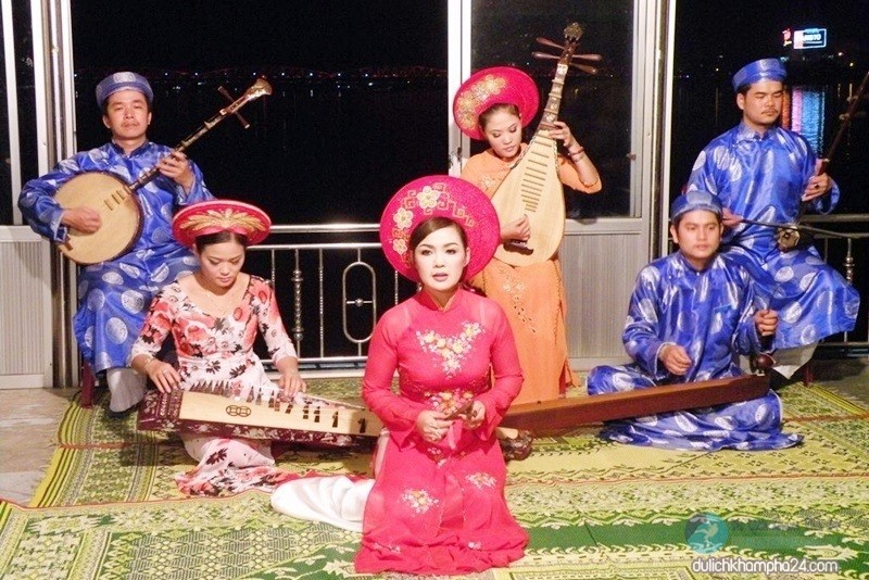 Tỉnh Thừa Thiên Huế đã ban hành Đề án bảo vệ và phát huy giá trị di sản nghệ thuật ca Huế. (Ảnh: Du lịch khám phá)