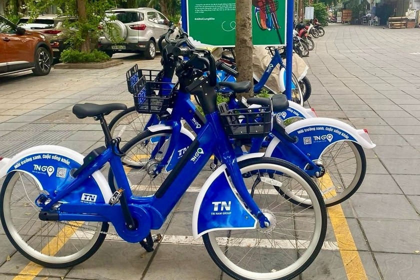 Xe đạp công cộng thay đổi thói quen đi lại, góp phần bảo vệ môi trường. (Ảnh: HT)