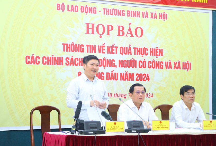 Ông Nguyễn Duy Cường - Phó Vụ trưởng Vụ BHXH, Bộ LĐ-TB&XH nhấn mạnh Luật BHXH (sửa đổi) chú trọng tăng cường tính tuân thủ pháp luật, bảo vệ quyền, lợi ích hợp pháp của người lao động. (Nguồn: Văn Giáp)