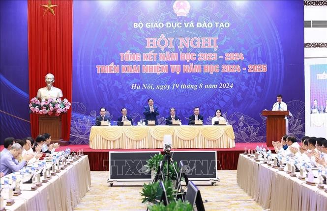 Thủ tướng Phạm Minh Chính dự Hội nghị Tổng kết năm học 2023 - 2024 và triển khai nhiệm vụ năm 2024 - 2025. Ảnh: Dương Giang/TTXVN