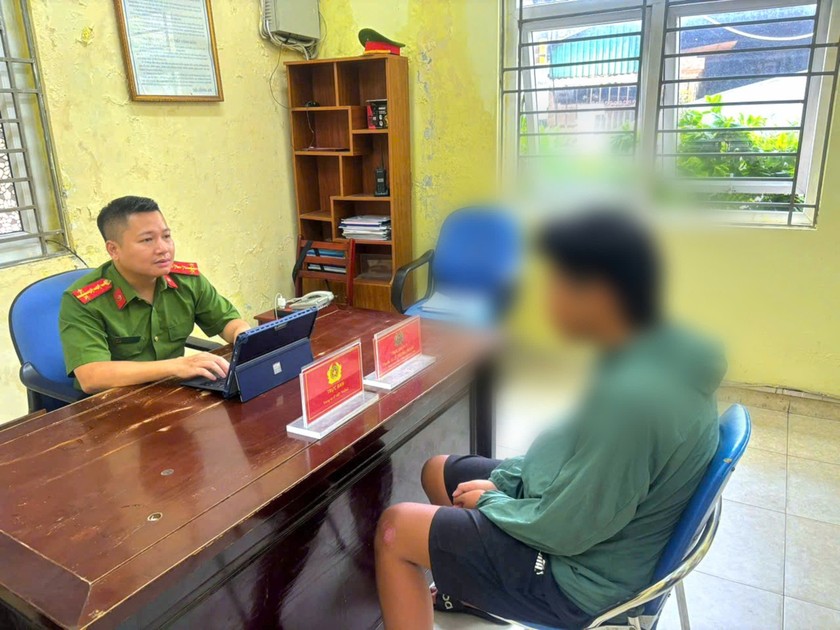 Công an triệu tập 3 đối tượng chặn đường học sinh để 'trấn lột' ảnh 2