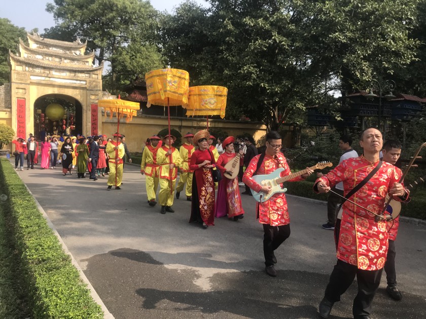 Chương trình Tết quê hương tại Hoàng Thành Thăng Long. (Ảnh: Chu Khôi)