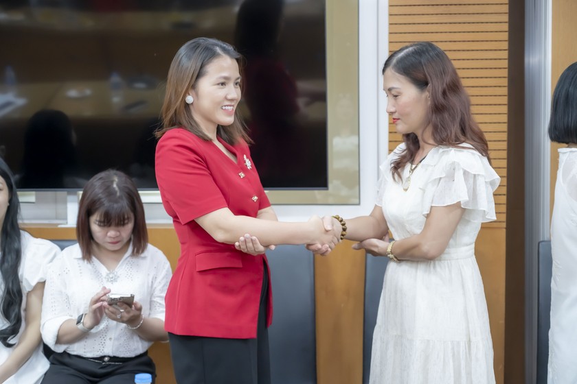 Các quy tắc khi bắt tay
