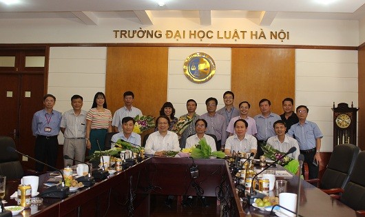 Tri ân thương binh, thân nhân liệt sĩ Đại học Luật Hà Nội