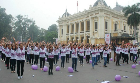 300 thanh niên phát động Tháng hành động vì bình đẳng giới