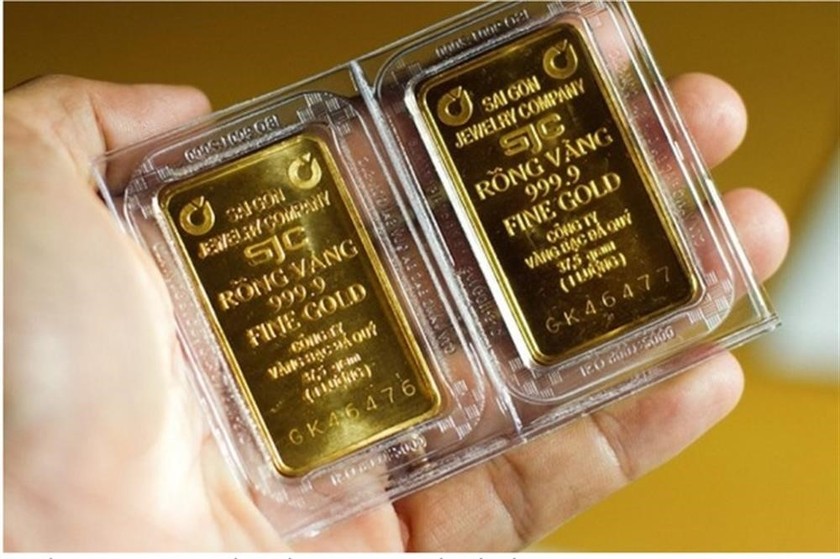 Vàng SJC được bán cho các cơ sở kinh doanh vàng bạc không có giấy phép với giá chênh lệch cao hơn so với Ngân hàng thương mại Nhà nước bán. Ảnh: CAHN