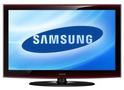 Chiếc tivi samsung 42 inch của gia đình chị Nhung đang xem thì phát nổ!