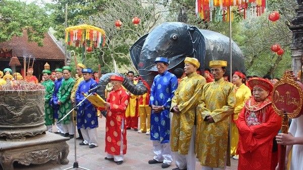 Lễ hội Gióng đền Sóc với nhiều nghi lễ truyền thống được tiến hành trang trọng (Ảnh: Cổng TTĐT huyện Sóc Sơn).