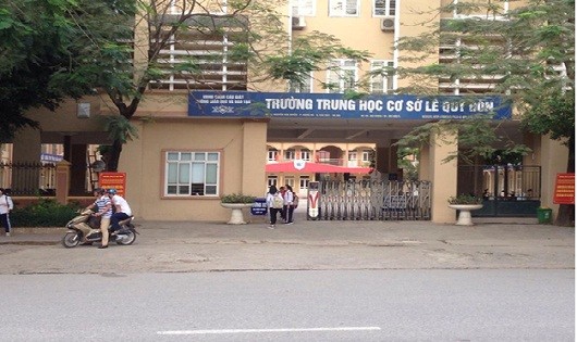 Học sinh Hà Nội ôn luyện từ sáng tới tối phục vụ thi vào lớp 10