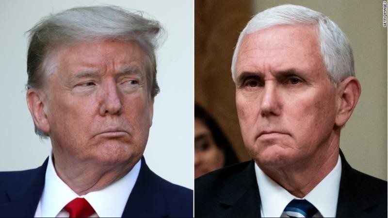 Tổng thống Mỹ Donald Trump (trái) và Phó tổng thống Mỹ Mike Pence (phải).