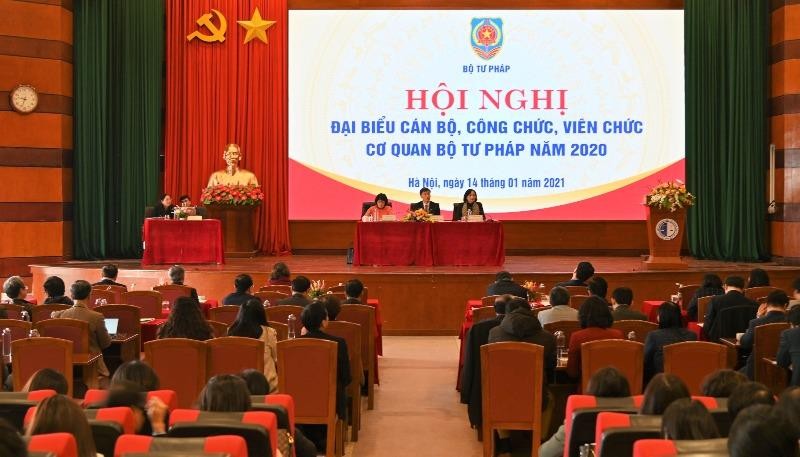 Toàn cảnh Hội nghị đại biểu cán bộ, công chức, viên chức cơ quan Bộ Tư pháp năm 2020.