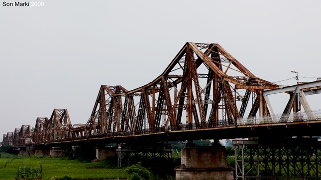 Các nhà nghiên cứu "buồn" trước phương án cứu "cầu" Long Biên