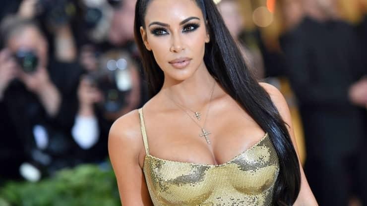 Se estima que el monto publicitario de Kim Kardashian en Instagram asciende a 1 millón de dólares.