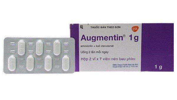 Bé gái sau khi uống thuốc  Augmentin đã bị sốc phản vệ.