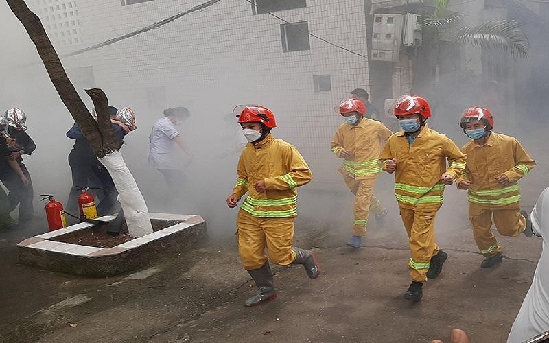 Diễn tập thực hiện mô hình “Khu dân cư an toàn phòng cháy chữa cháy”